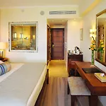 Alexander The Great Hotell 4*