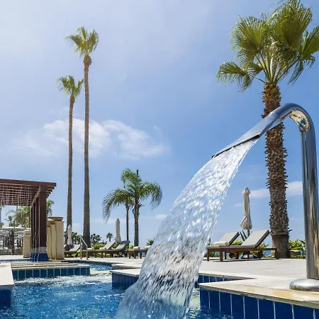 Alexander The Great Hotel