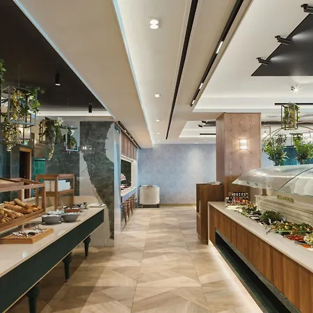 Alexander The Great Hotel