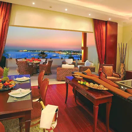 亚历山大海滩酒店 4* Paphos