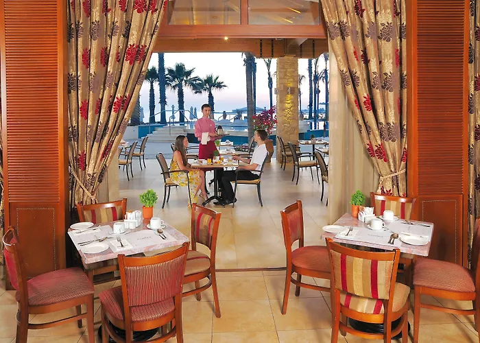 Alexander The Great 4*