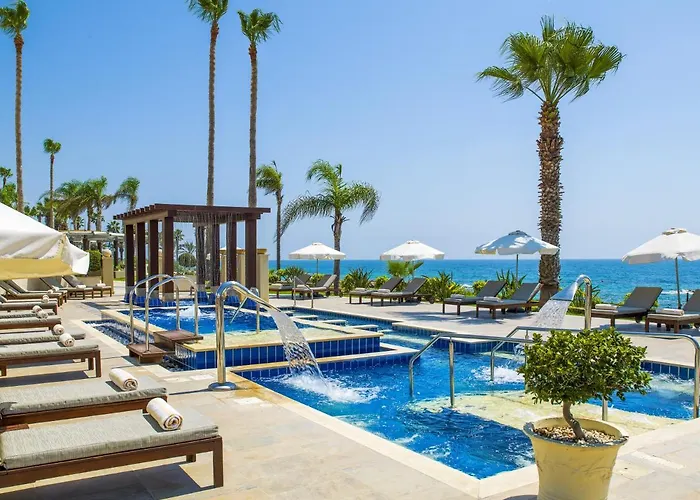 Alexander The Great Hotel